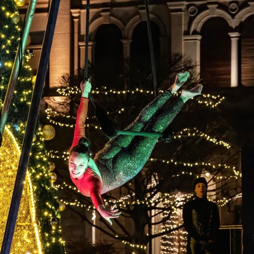 spettacolo danza aerea natale